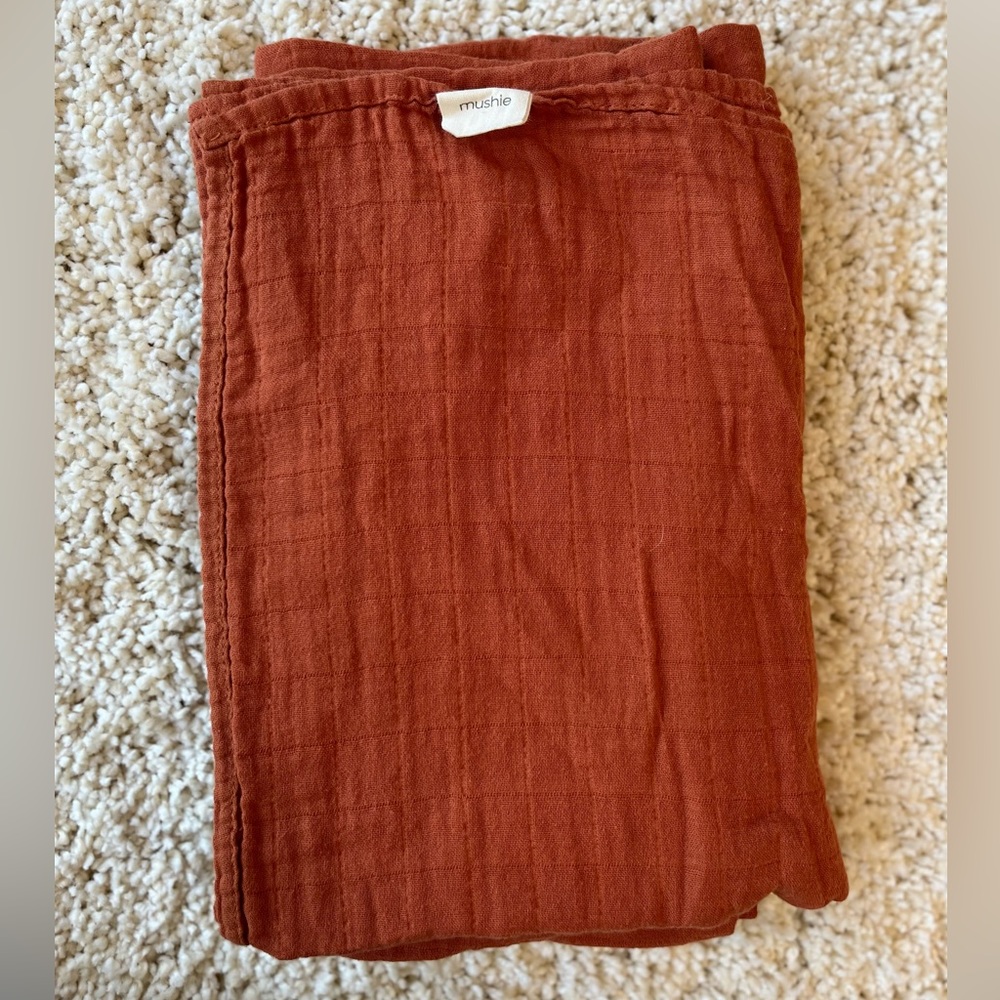 Mushie Muslin Blanket